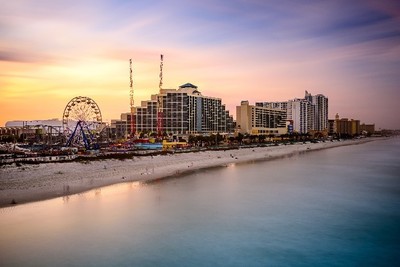 Inexpensive Summer Fun in Daytona Beach